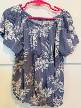 Girls Floral Off-Shoulder Tee in Dusty Blue